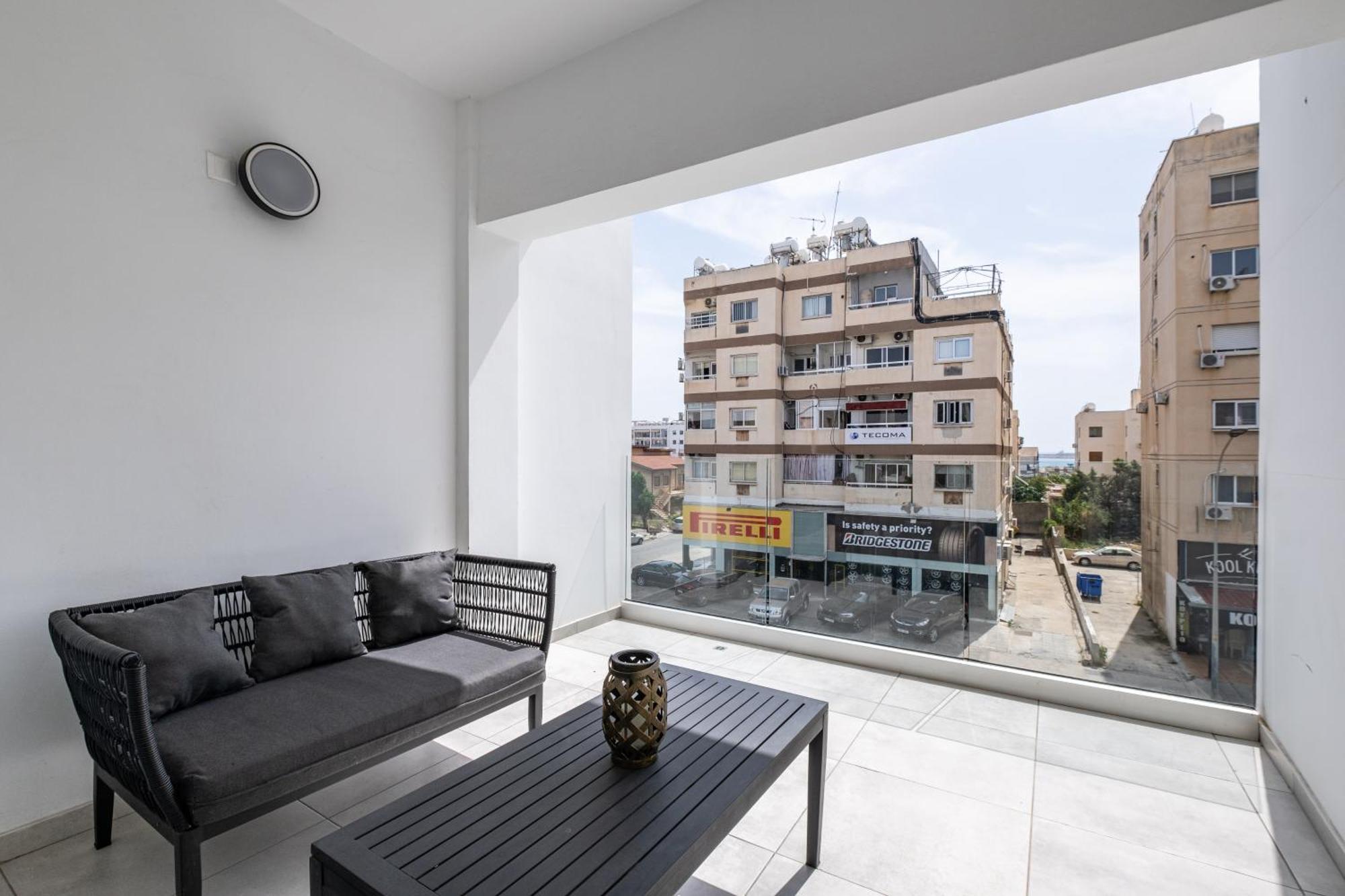 Georgiana Suites 拉纳卡 外观 照片